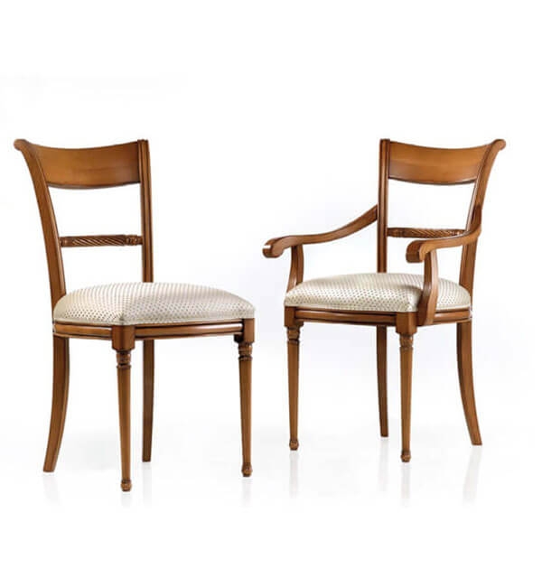 A Torciglione szék és karszék tökéletesen párnázott karfás és karfa nélküli változatban elérhető.