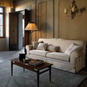 Medea klasszikus kanapé mindig kellemes, esztétikus látványt nyújt