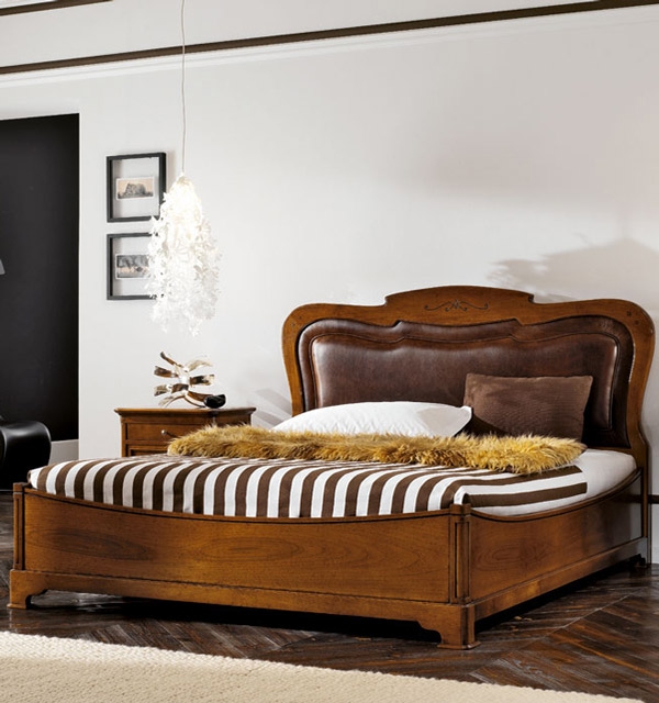 A Matisse klasszikus ágy eredeti, olasz minőségű bútor, az F.M. Bottega d'Arte olasz gyártó terméke.