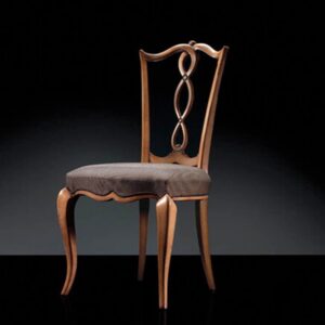 Az Asola treccia szék háttámláján található három körszerű, gomblyukhoz hasonlító formája adja ennek a széknek az egyediségét.