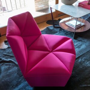 Gossip fotel ebteriőrben pink