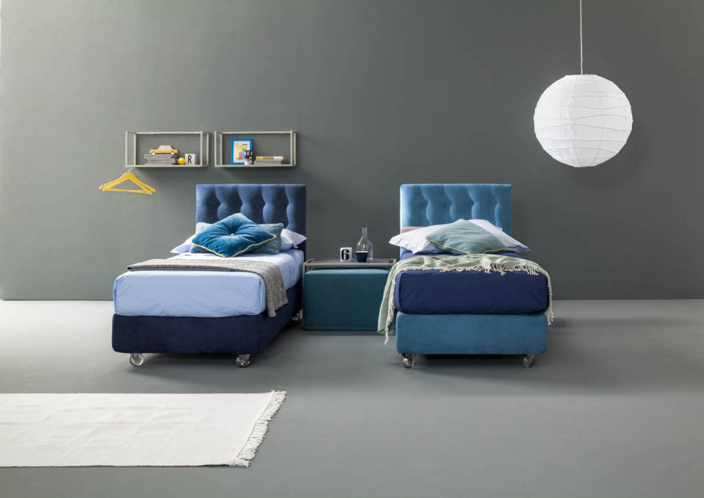 Match Bedroom Space kék ágyak