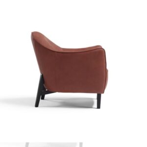A Musetta fotel egy olyan modern és különleges kialakítású kárpitozott fotel, amely kellemes és barátságos hangulatot teremt minden otthon számára.
