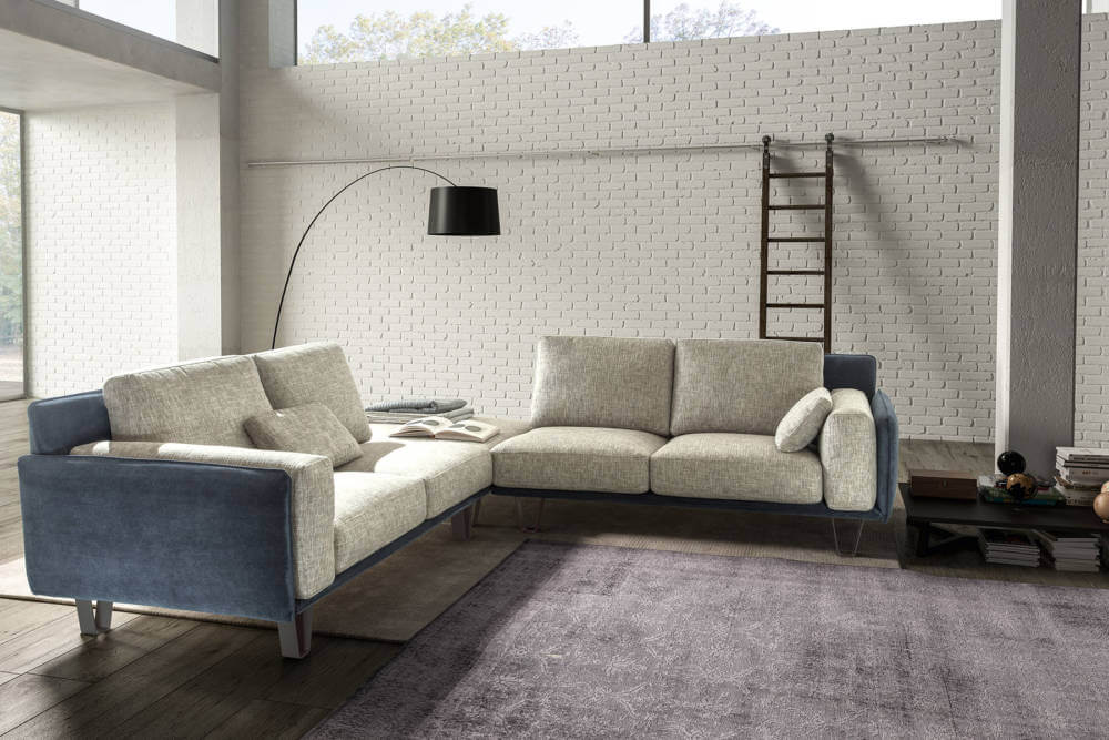 A Living chic kanapé egy modern kárpitos kanapé, amely harmonikusan illeszkedik az otthonok enteriőrjébe.
