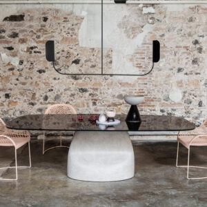 A Gran Sasso asztal váza többféle színben és anyagban kapható, ez is abban segíti, hogy egy modern lakásban a tökéletes étkezőasztal legyen
