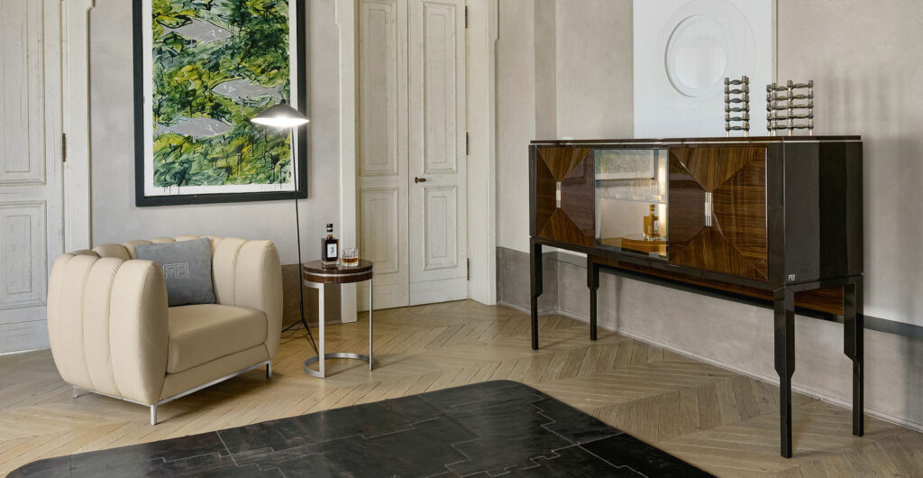 A Franco Bianchini bútorok igazi értéket képviselnek, amely túlmutat a divaton és az időn, kifinomultsággal és az olasz iparművészet igényességével töltik meg otthonát